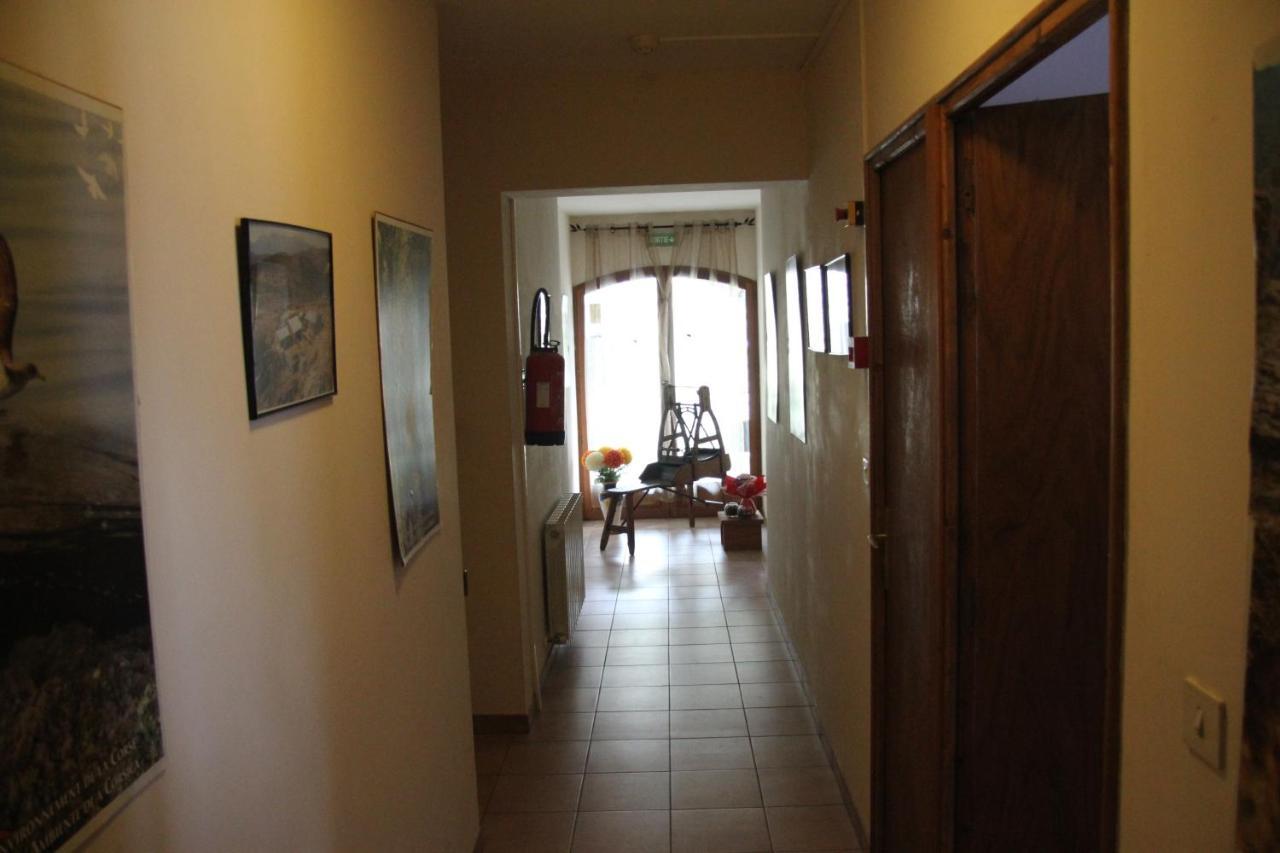 Chambre D'Hote "Chez Antoinette Et Charles" Santo-Pietro-di-Venaco Bagian luar foto