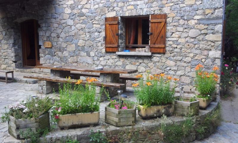 Chambre D'Hote "Chez Antoinette Et Charles" Santo-Pietro-di-Venaco Bagian luar foto