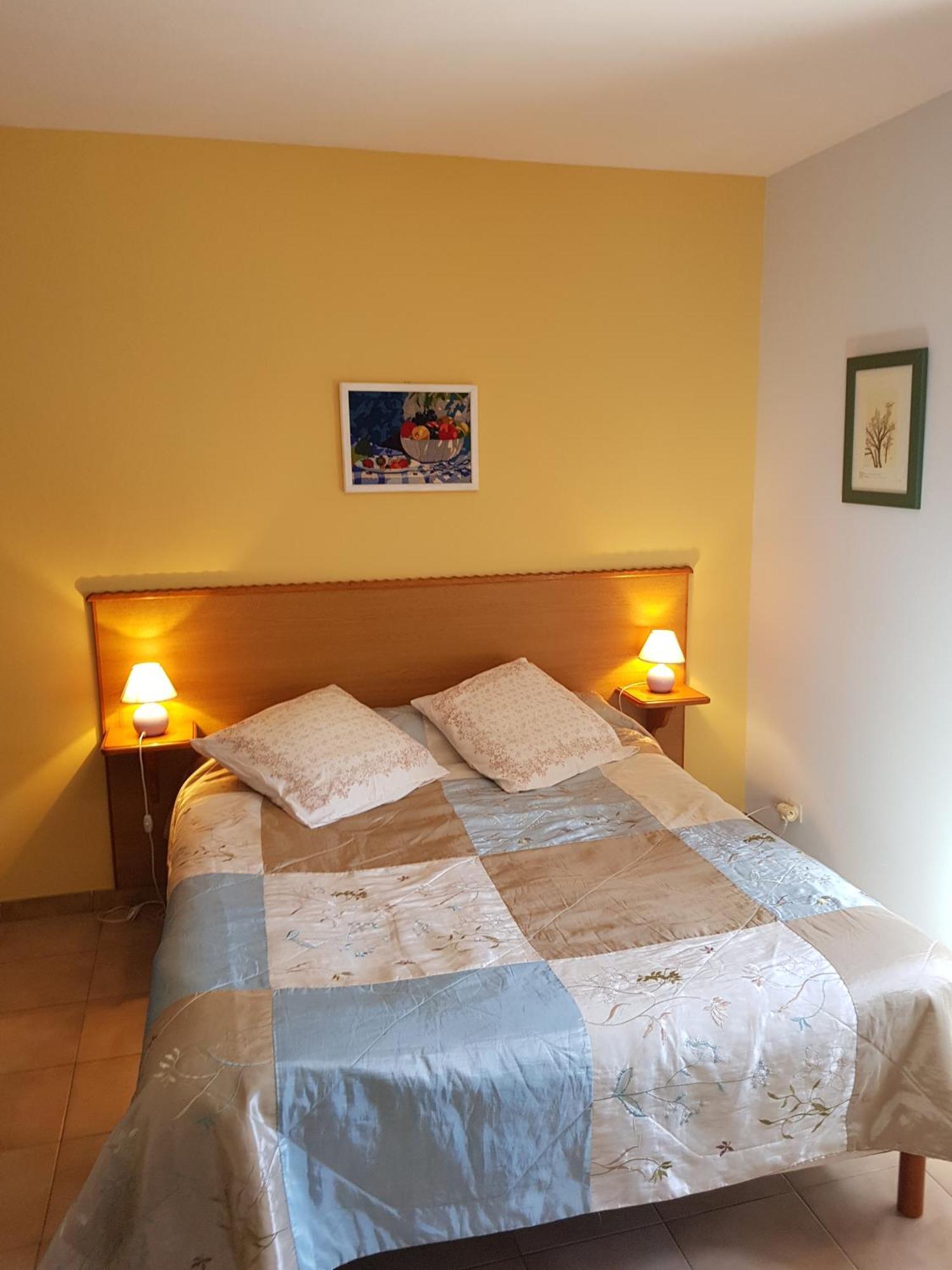 Chambre D'Hote "Chez Antoinette Et Charles" Santo-Pietro-di-Venaco Bagian luar foto